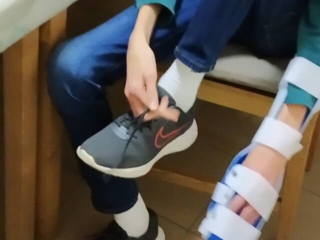 Nagycsoportos mozgásszervi szemléletformáló programon megtanítunk az ügyesebb kezed nélkül is megoldani feladatokat a Szabadulós Pincében