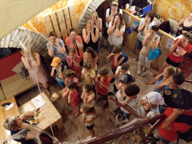 Nagycsoportos látássérült szemléletformáló program a Szabadulós Pincében